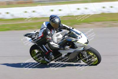 media/Jan-20-2023-Fastrack Riders (Fri) [[f2ad32aba3]]/Level 1/session 3 turn 9/